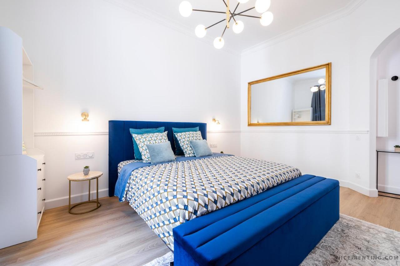Apartment Renting - France - Luxury Palace Jacuzzi - Few Meters From Sea Nizza